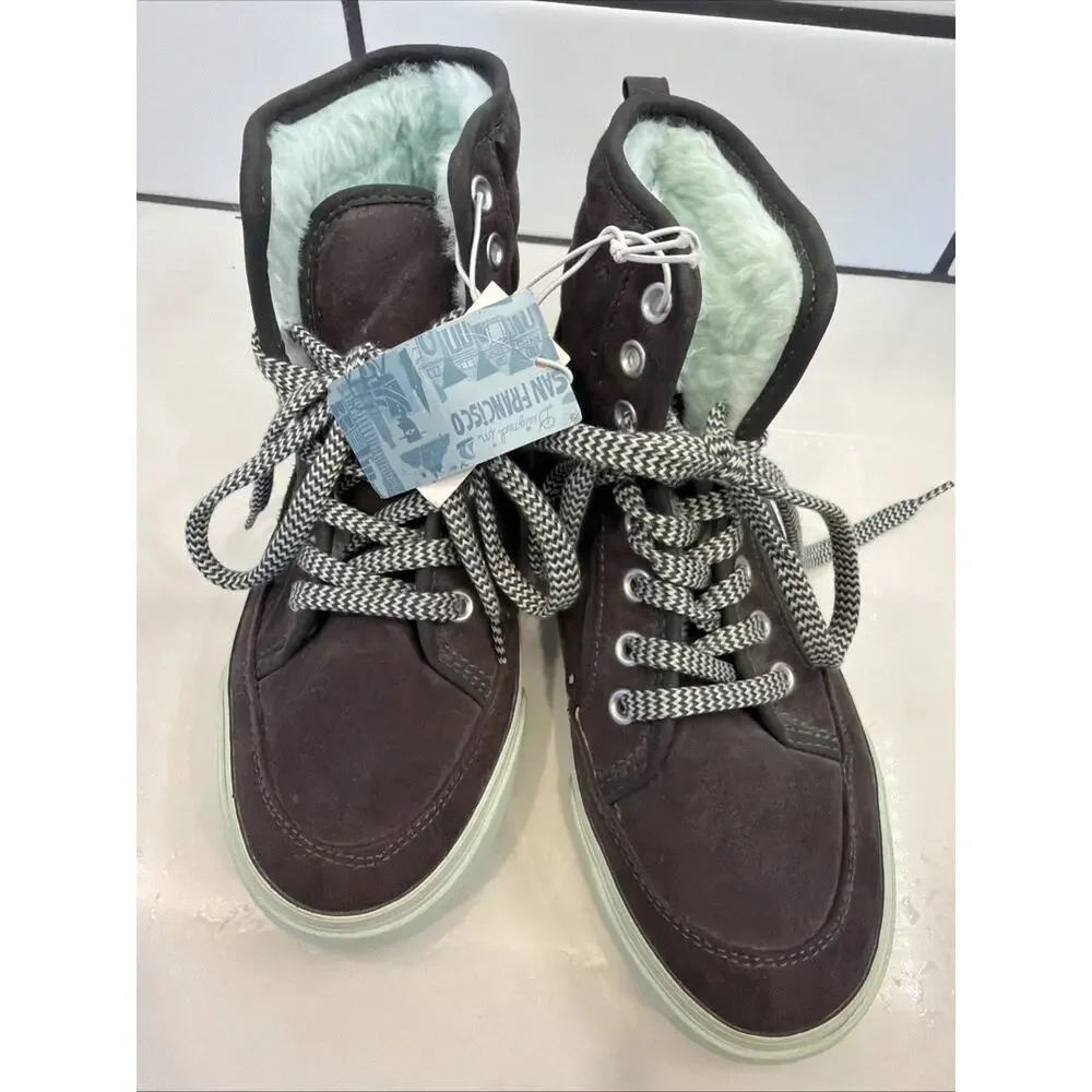 NWT Old Navy Youth Size 2 Sueded‎ Faux-fur Lined High-Top Sneakers Grey Aqua